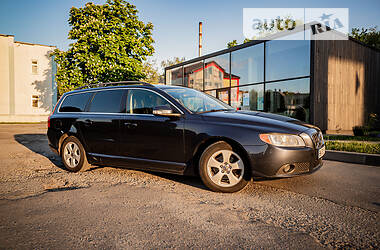 Универсал Volvo V70 2008 в Полонном