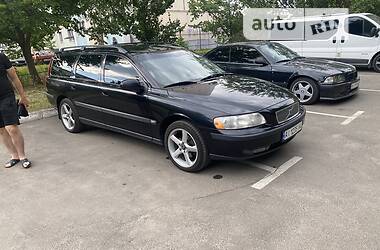 Універсал Volvo V70 2002 в Києві