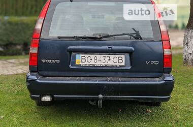 Універсал Volvo V70 1999 в Жовкві