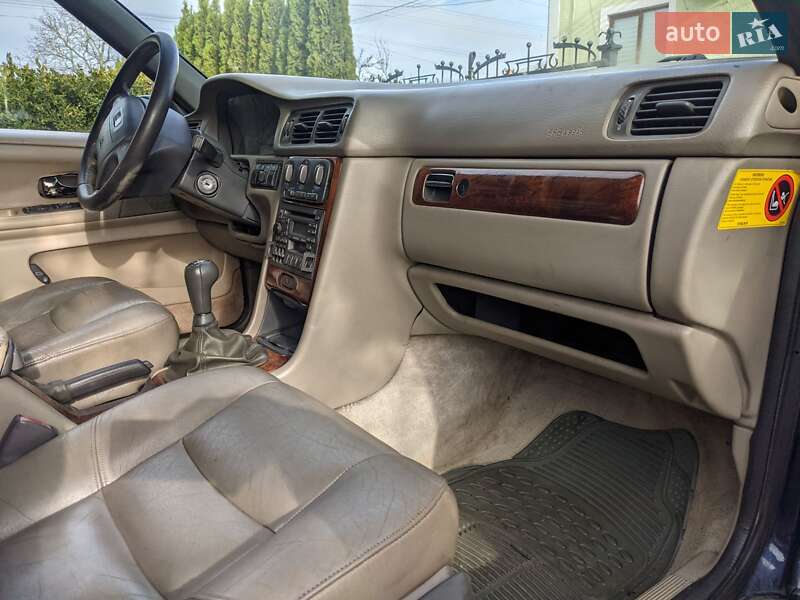 Универсал Volvo V70 1999 в Жовкве