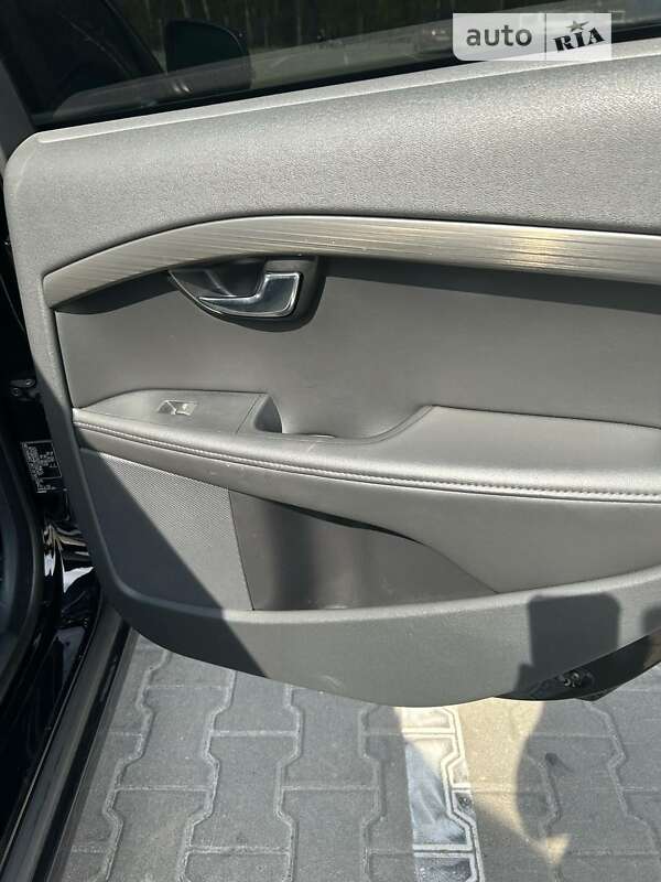 Универсал Volvo V70 2015 в Чернигове фото 24 Универсал Volvo V70 2015 в Чернигове