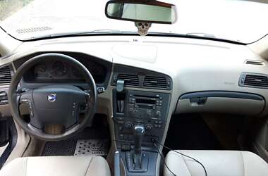 Универсал Volvo V70 2002 в 