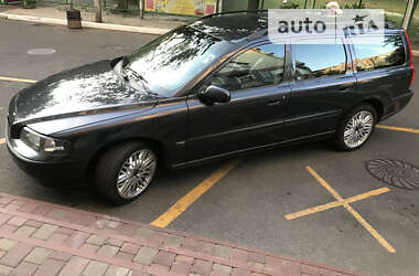 Універсал Volvo V70 2002 в Києві