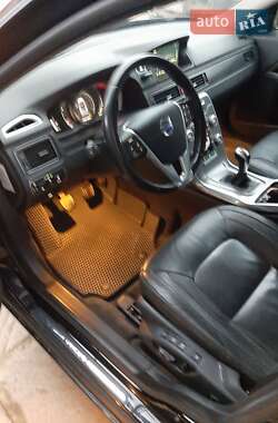 Универсал Volvo V70 2016 в Львове