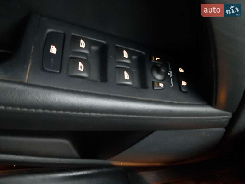 Універсал Volvo V70 2016 в Львові