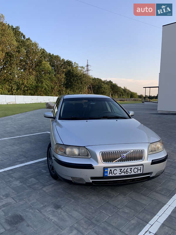 Универсал Volvo V70 2004 в Луцке