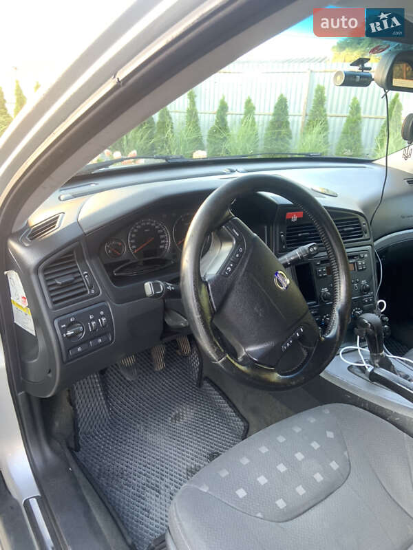 Универсал Volvo V70 2004 в Луцке