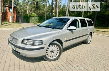 Універсал Volvo V70 2000 в Новояворівську