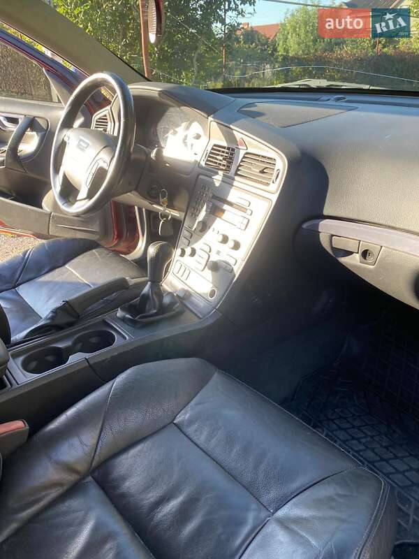 Универсал Volvo V70 2002 в Одессе