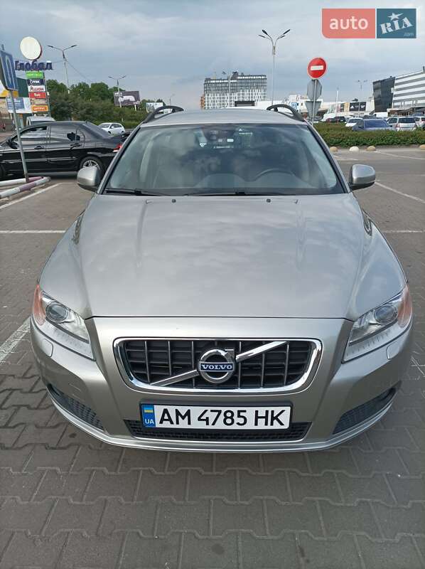 Volvo V70 2011