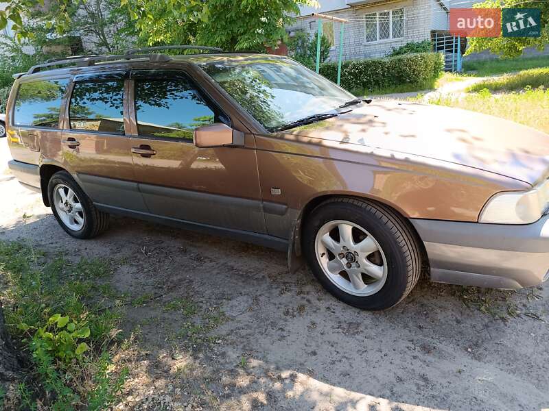 Універсал Volvo V70 1998 в Горішніх Плавнях фото 14 Універсал Volvo V70 1998 в Горішніх Плавнях