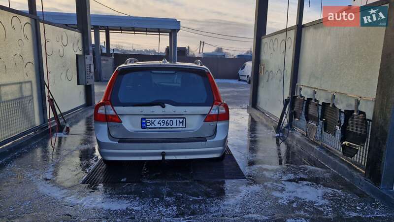 Універсал Volvo V70 2010 в Рівному фото 3 Універсал Volvo V70 2010 в Рівному
