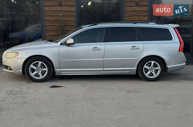 Універсал Volvo V70 2012 в Червонограді