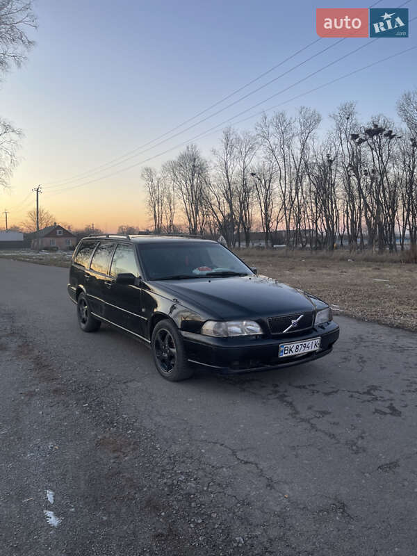 Універсал Volvo V70 1998 в 