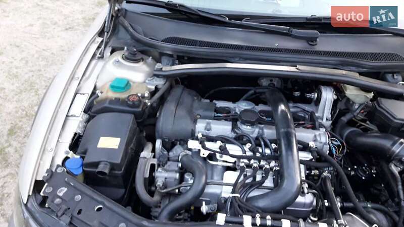 Универсал Volvo V70 2000 в Харькове