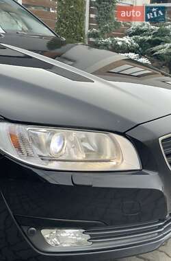 Універсал Volvo V70 2015 в 