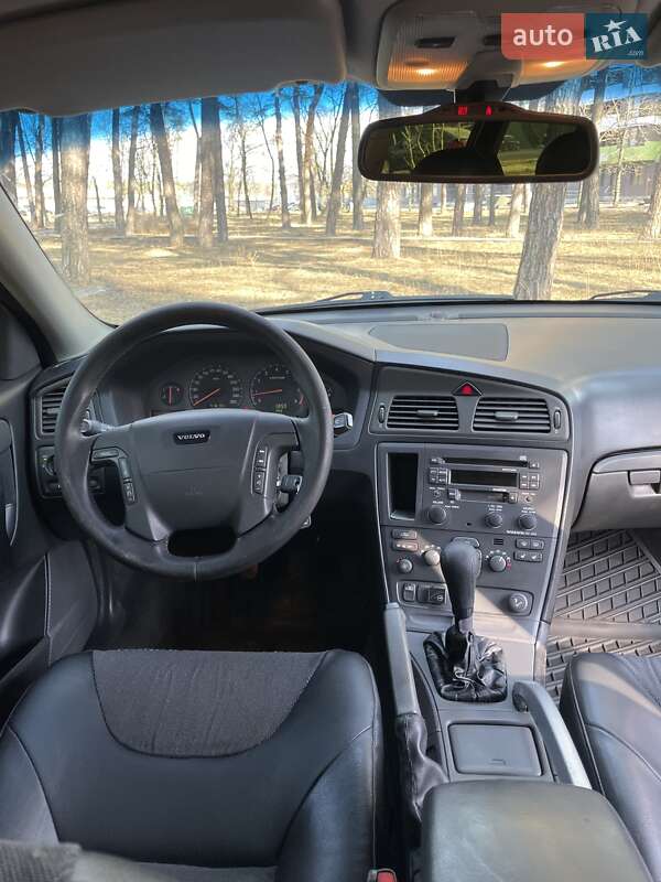 Универсал Volvo V70 2001 в Киеве фото 13 Универсал Volvo V70 2001 в Киеве
