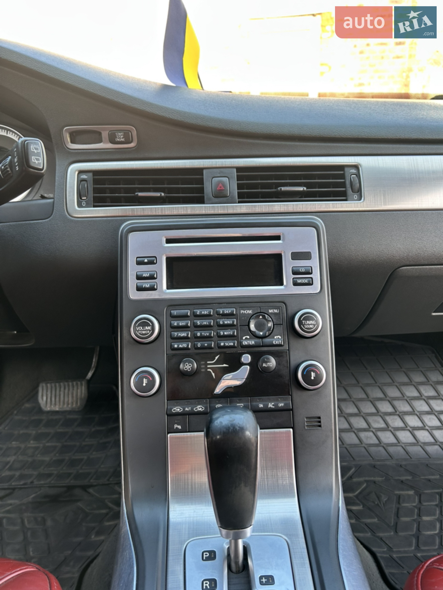 2011 Volvo V70 - мініатюра 16