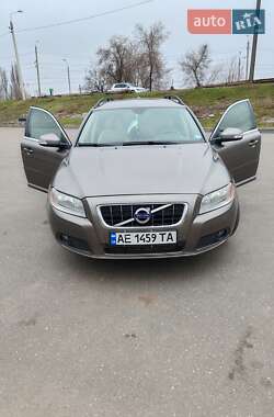 Универсал Volvo V70 2009 в 