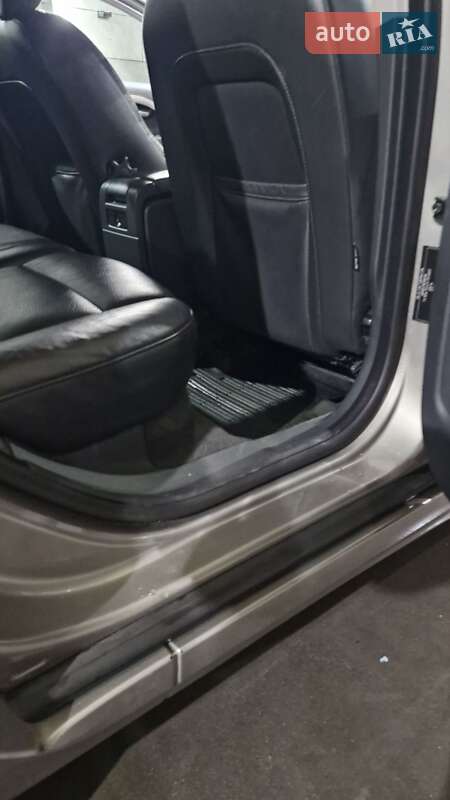 Універсал Volvo V70 2010 в Рівному фото 9 Універсал Volvo V70 2010 в Рівному