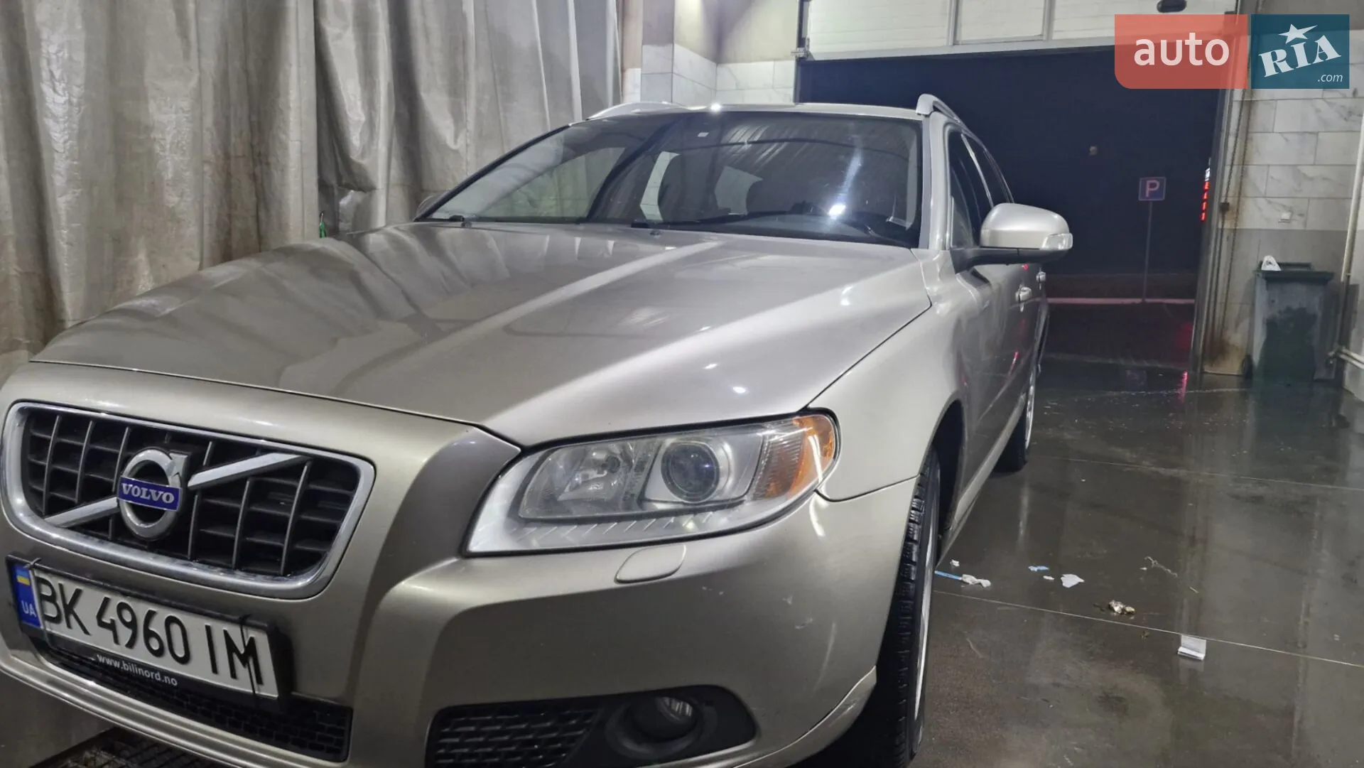 2010 Volvo V70 - мініатюра 5
