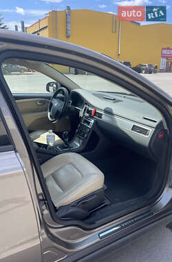 Универсал Volvo V70 2008 в 