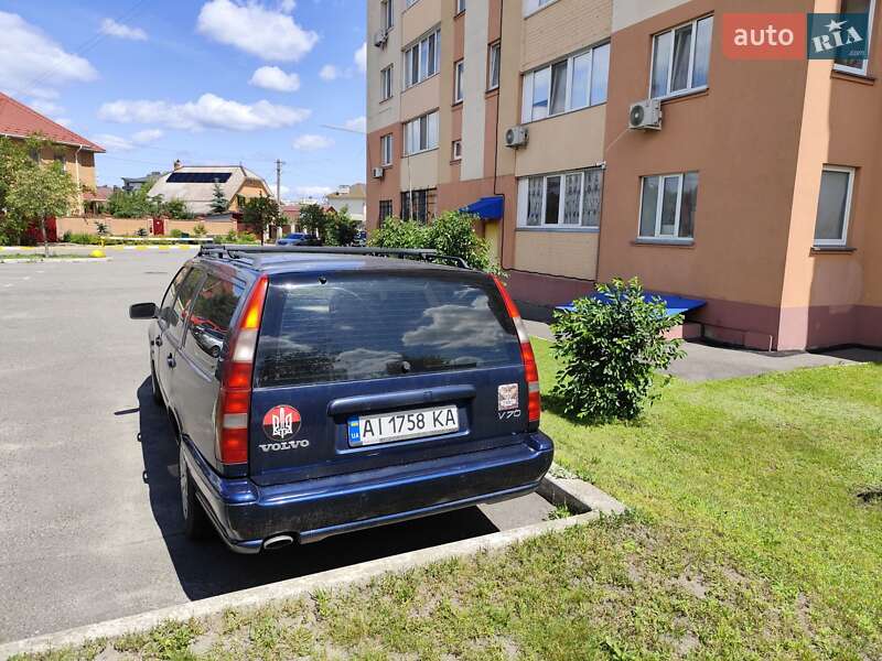 Универсал Volvo V70 1997 в Буче