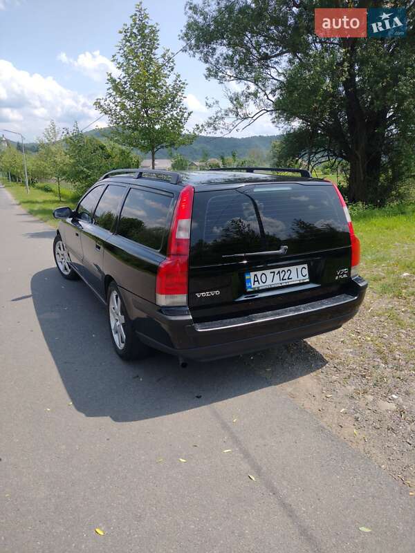 Универсал Volvo V70 2001 в Ужгороде