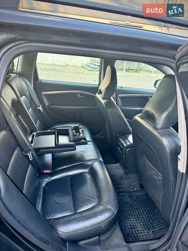 Универсал Volvo V70 2009 в Киеве