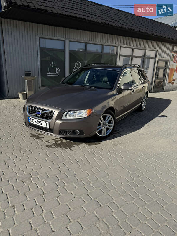 Volvo V70 2010