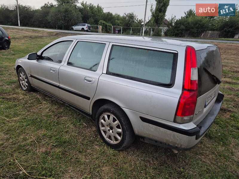 Volvo V70 2000
