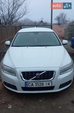 Универсал Volvo V70 2010 в 