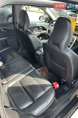Универсал Volvo V70 2013 в 