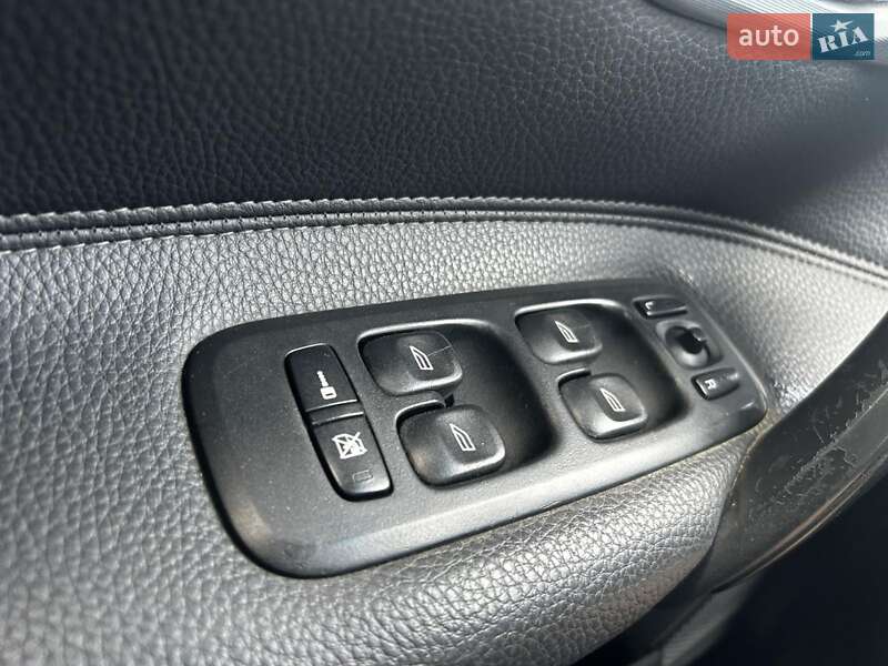 Универсал Volvo V70 2006 в Дубно