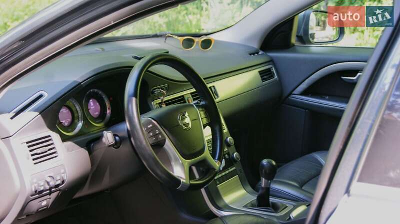 Универсал Volvo V70 2010 в Луцке