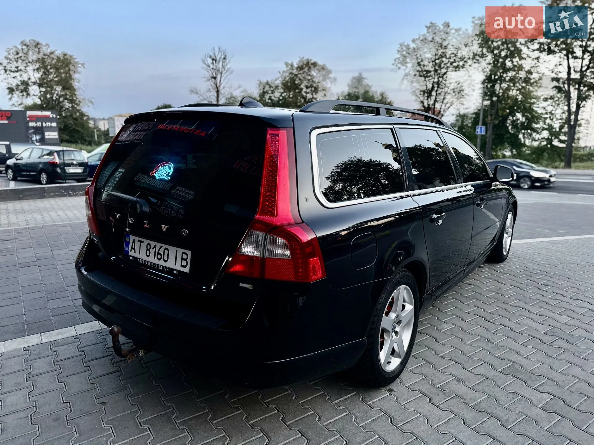 2010 Volvo V70 - мініатюра 10