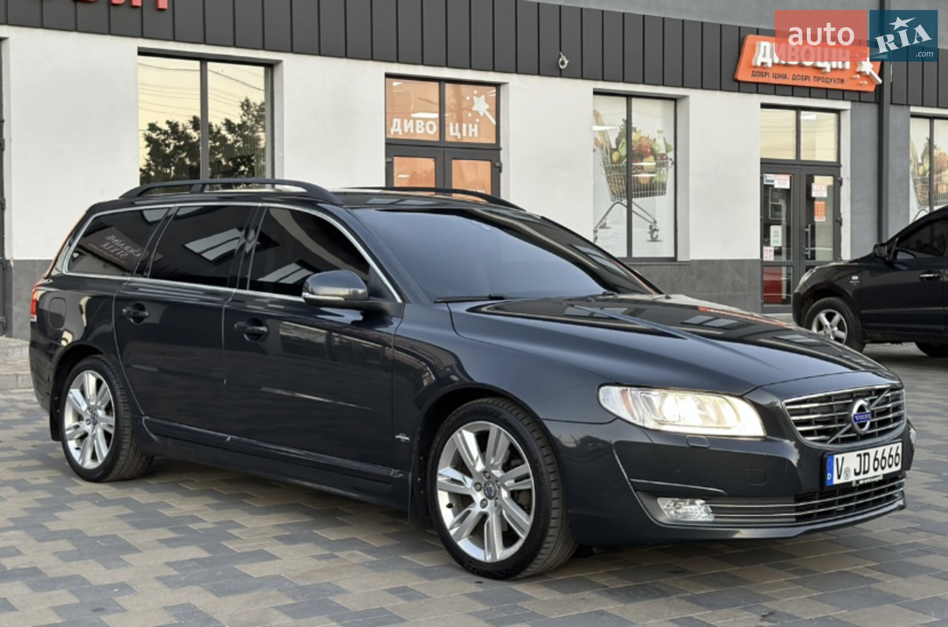 2015 Volvo V70 - мініатюра 12