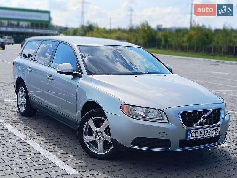 Универсал Volvo V70 2008 в Черновцах