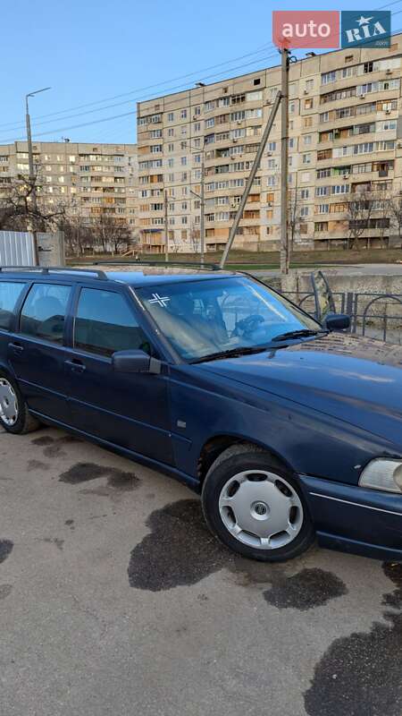 Универсал Volvo V70 1999 в Харькове