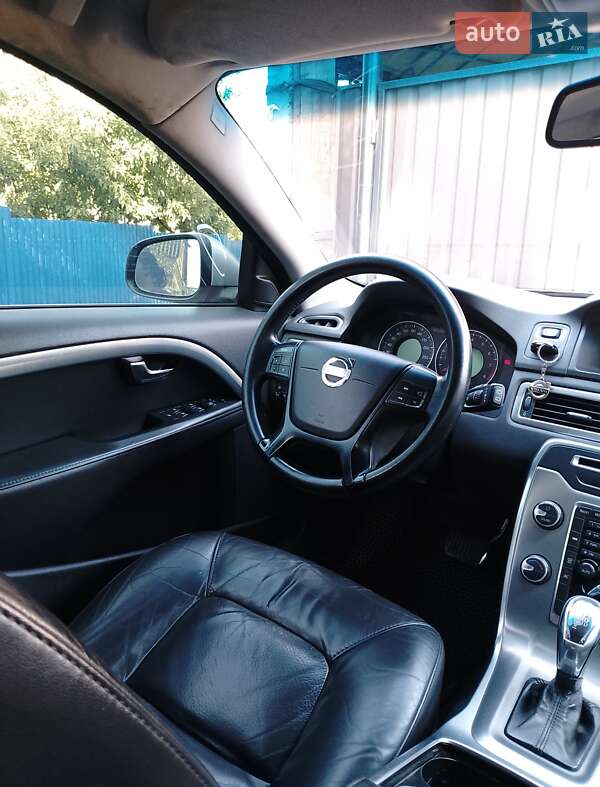 Універсал Volvo V70 2013 в Вінниці