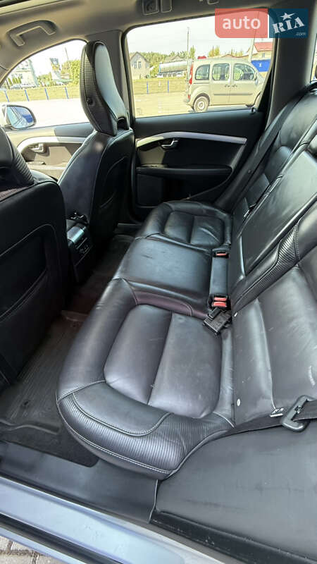 Универсал Volvo V70 2013 в Нововолынске фото 13 Универсал Volvo V70 2013 в Нововолынске