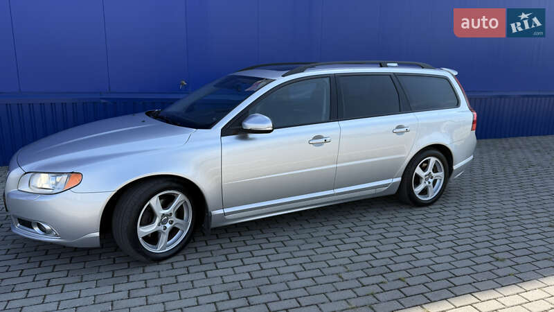 Универсал Volvo V70 2013 в Нововолынске фото 14 Универсал Volvo V70 2013 в Нововолынске
