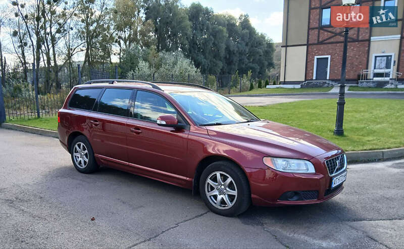 Универсал Volvo V70 2009 в 