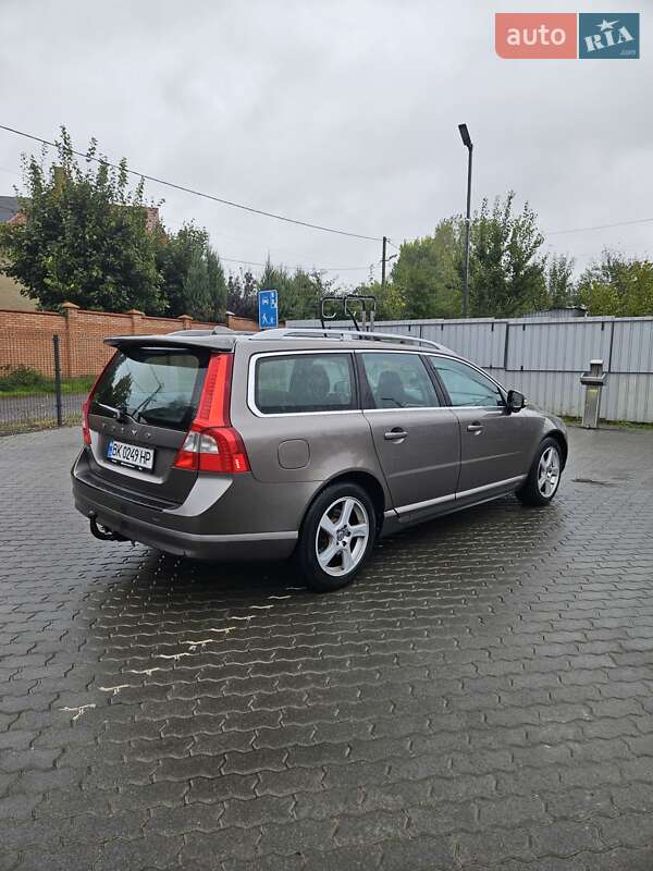 Универсал Volvo V70 2008 в Луцке