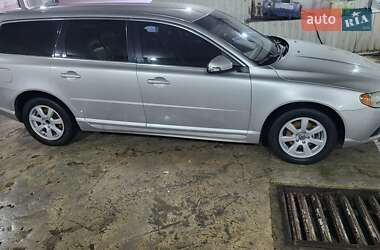 Универсал Volvo V70 2013 в 