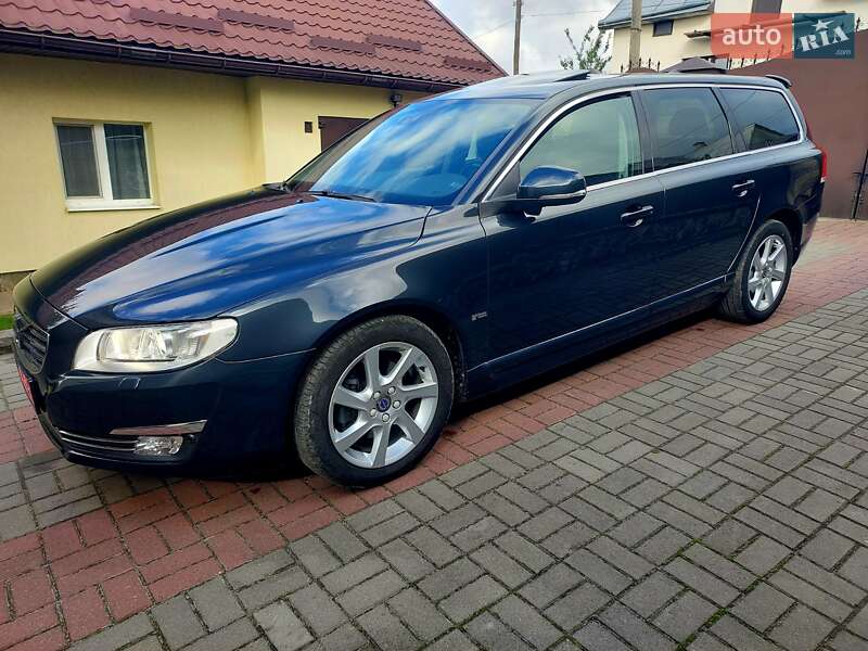 Універсал Volvo V70 2015 в Бродах