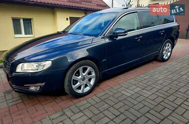 Универсал Volvo V70 2015 в 