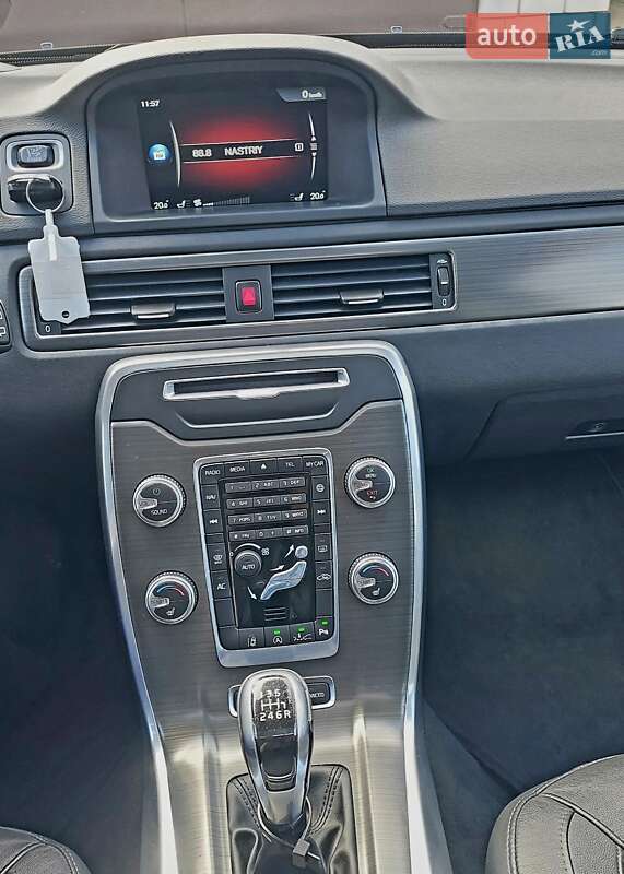 Універсал Volvo V70 2015 в Бродах