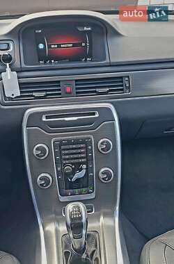 Универсал Volvo V70 2015 в 