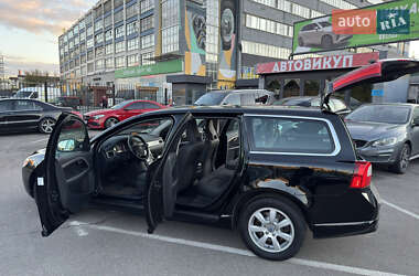 Универсал Volvo V70 2011 в 